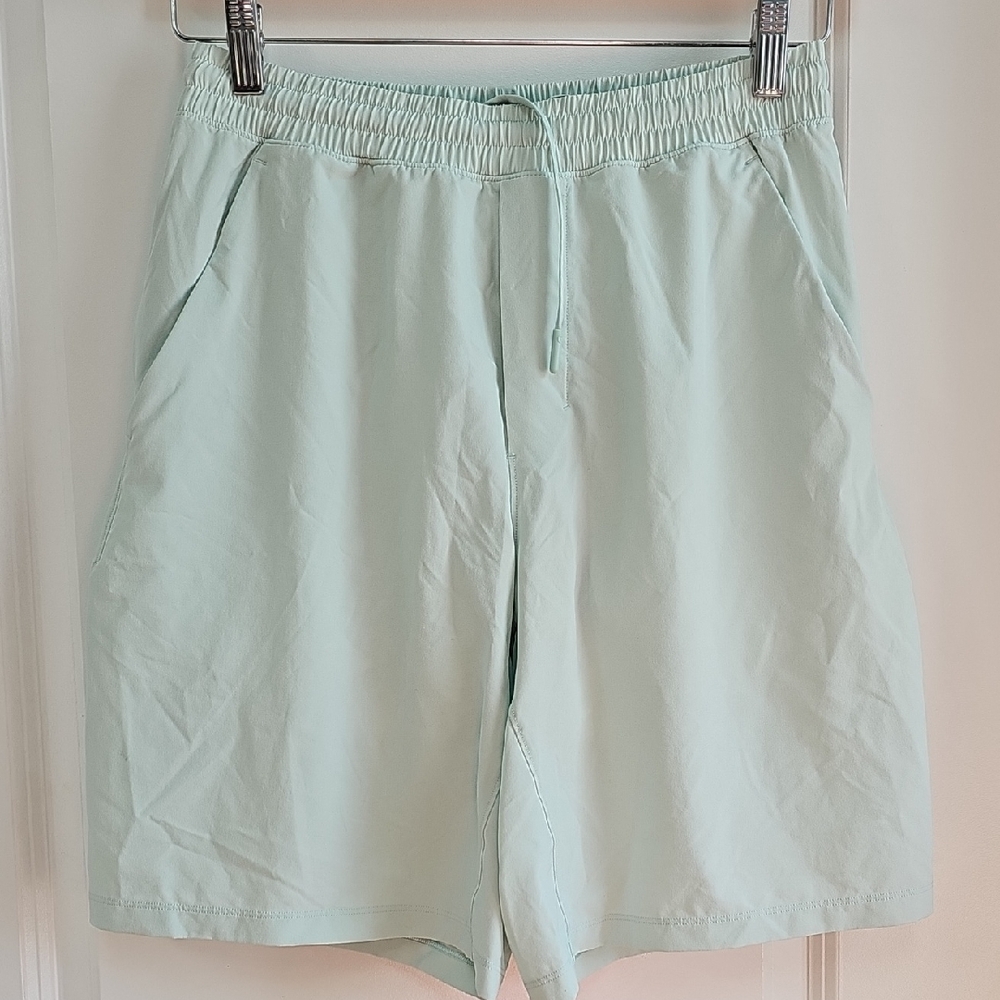 Lululemon Athletica Men's Mint Shorts